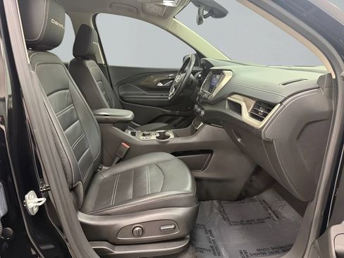 Used 2022 GMC Terrain Denali w/ Denali Premium Package AWD/4WD image 13
