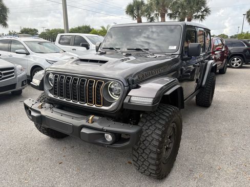 Used 2021 Jeep Wrangler Unlimited Rubicon w/ Trailer Tow Package AWD/4WD image 4