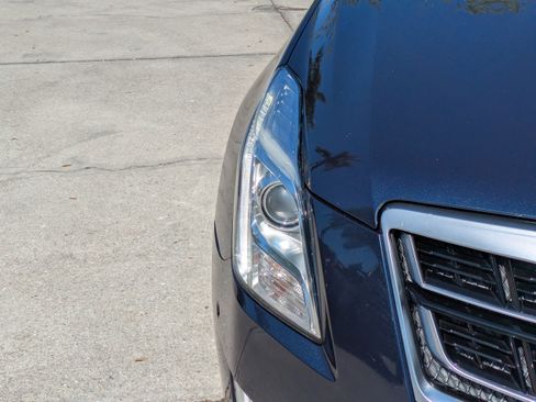 Used 2017 Cadillac XTS Luxury w/ Driver Awareness Package FWD image 9