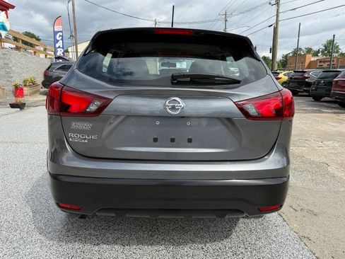Used 2019 Nissan Rogue Sport S FWD image 7