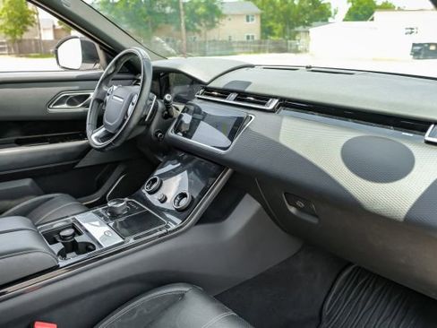 Used 2018 Land Rover Range Rover Velar R-Dynamic SE image 13