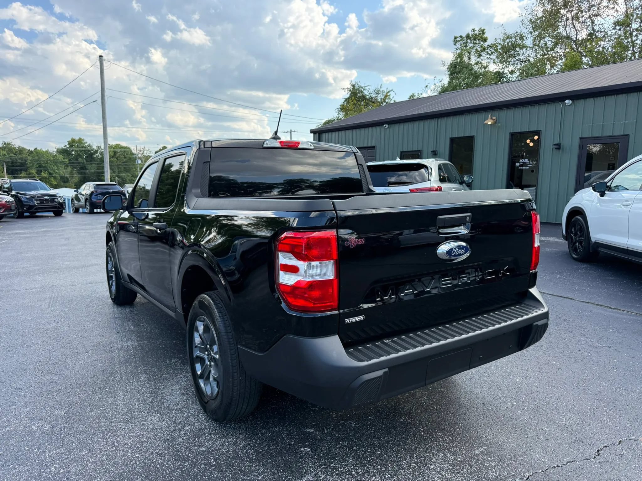 Used 2024 Ford Maverick XLT FWD image 4