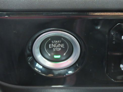 Used 2022 GMC Sierra 1500 Elevation AWD/4WD image 29