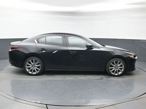 Used 2021 MAZDA MAZDA3 s FWD image 6