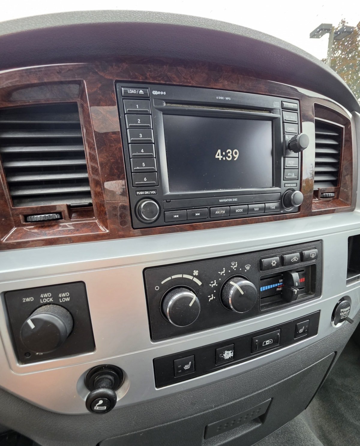 Used 2008 Dodge Ram 3500 Truck Laramie w/ Trailer Tow Group AWD/4WD image 13