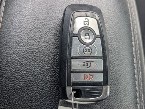 Used 2024 Ford Escape Active w/ Tech Pack #2 FWD image 30
