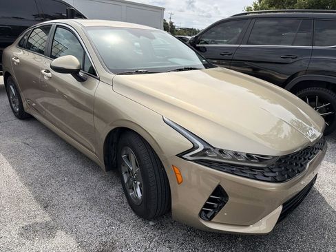 Used 2022 Kia K5 LXS FWD image 1