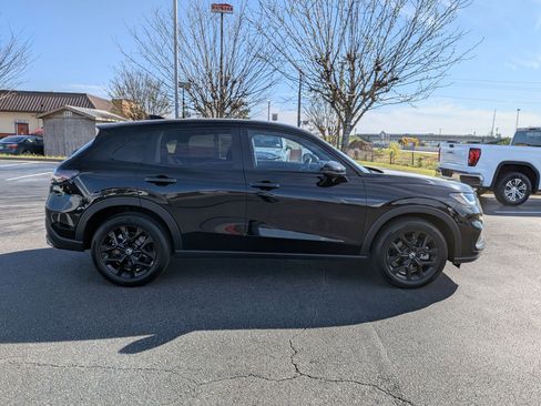 Used 2025 Honda HR-V Sport image 2