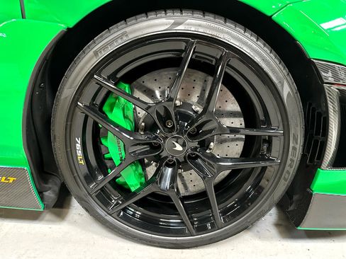 Used 2022 McLaren 765LT image 40