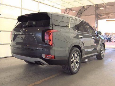 Used 2021 Hyundai Palisade SEL w/ Premium Package image 4