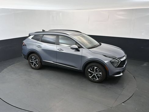 Used 2025 Kia Sportage EX w/ Premium Package AWD/4WD image 33