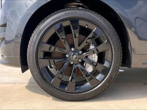 New 2025 Land Rover Range Rover Sport Dynamic SE image 15