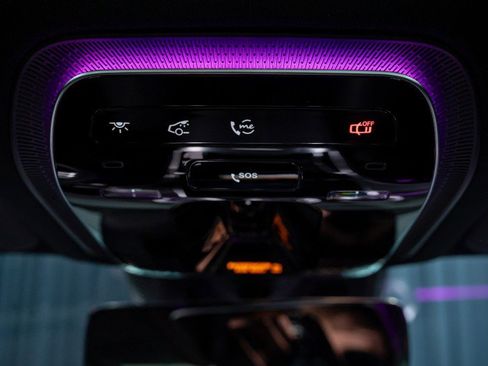 New 2025 Mercedes-Benz GLC 300 image 23