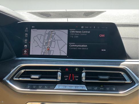 Used 2019 BMW X5 xDrive40i w/ Executive Package AWD/4WD image 8