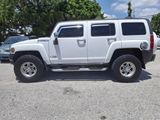 Used 2006 HUMMER H3 image 2