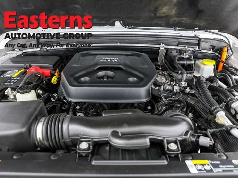 Used 2022 Jeep Wrangler Unlimited Rubicon 4xe w/ Cold Weather Group image 7