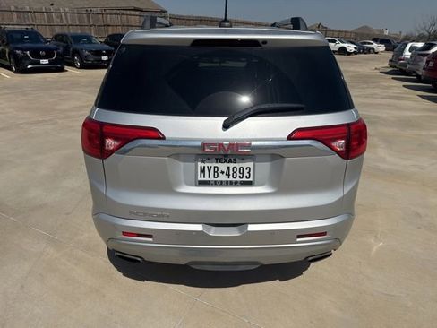 Used 2017 GMC Acadia Denali w/ Technology Package image 6