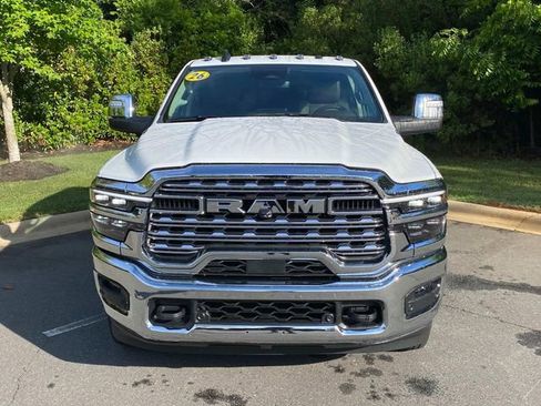 Used 2026 RAM 3500 Longhorn AWD/4WD image 2