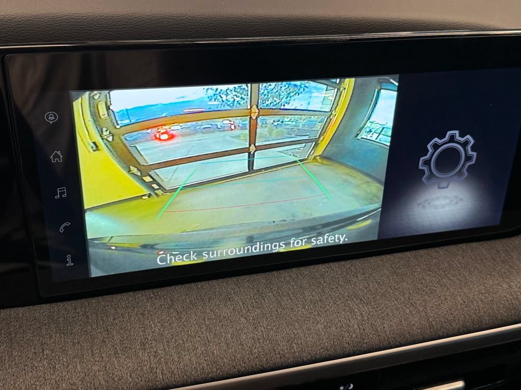 Used 2025 Nissan Kicks SV FWD image 14