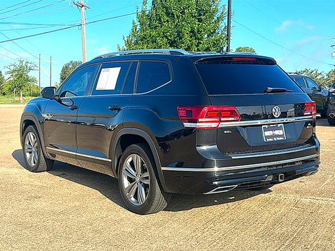 Used 2018 Volkswagen Atlas SEL w/ R-Line Package AWD/4WD image 6