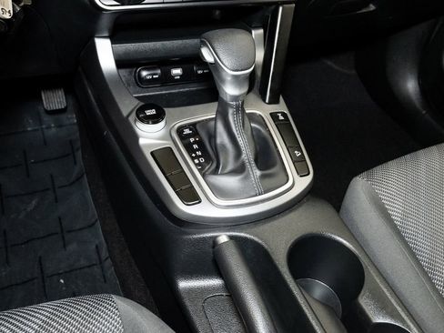 Certified 2024 Kia Seltos LX AWD/4WD image 19