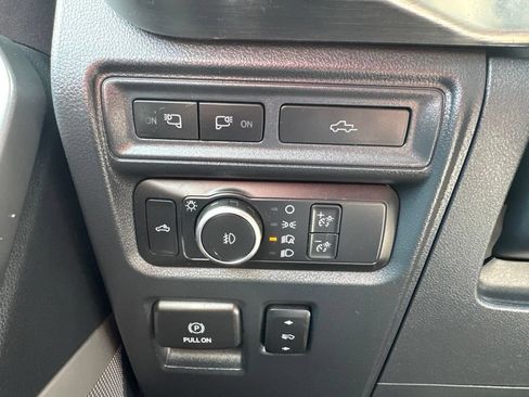 Used 2021 Ford F150 Lariat w/ Equipment Group 502A High AWD/4WD image 12