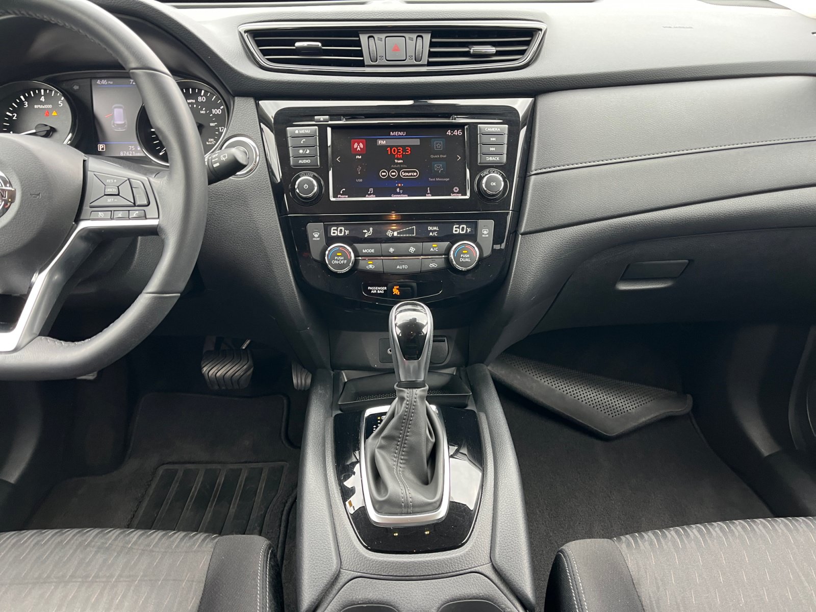 Used 2019 Nissan Rogue SV FWD image 13