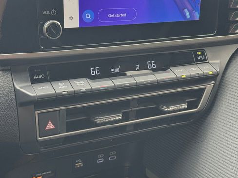 Certified 2025 Toyota Camry SE w/ Convenience Package FWD image 26