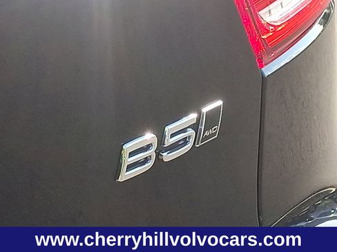 New 2026 Volvo XC40 B5 Plus w/ Protection Package Premier image 24