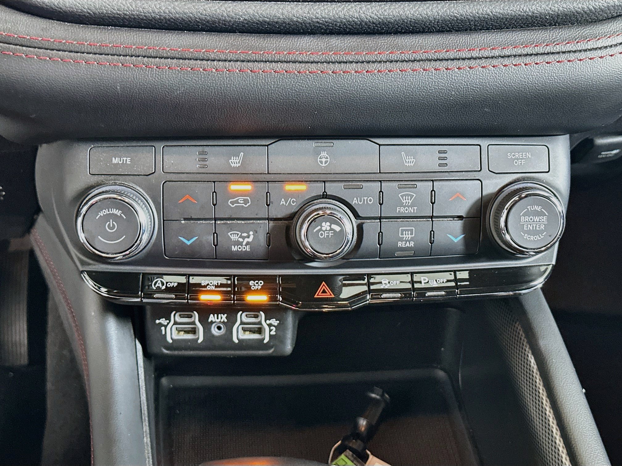 Used 2025 Dodge Durango GT RWD image 24