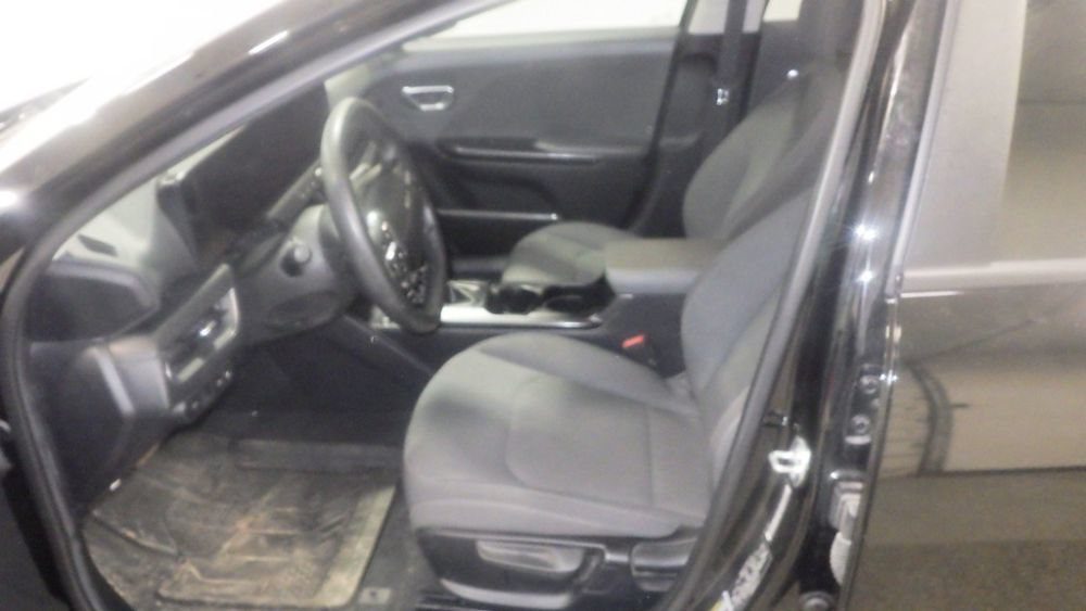 Used 2025 Kia K4 FWD image 8