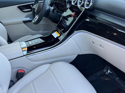 New 2026 Mercedes-Benz GLC 300 image 18