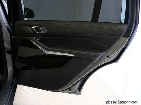 Certified 2023 BMW X7 xDrive40i w/ Premium Package image 35
