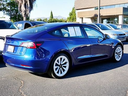 Used 2022 Tesla Model 3 Long Range AWD/4WD image 8