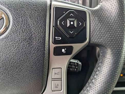 Used 2020 Toyota 4Runner SR5 Premium image 20