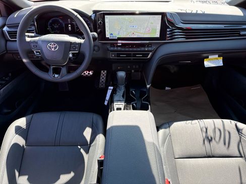 Used 2026 Toyota Camry XSE FWD image 30