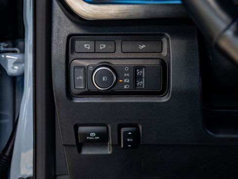 Used 2024 Ford F350 Lariat w/ Lariat Ultimate Package image 22