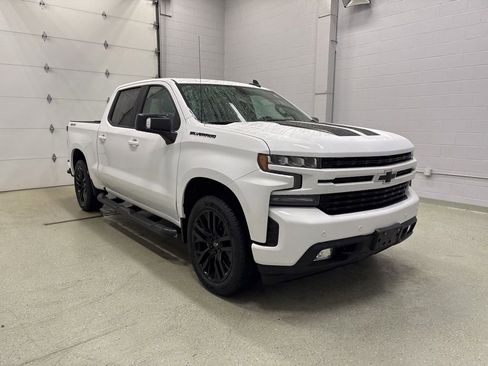 Used 2020 Chevrolet Silverado 1500 RST w/ Rally Edition AWD/4WD image 2