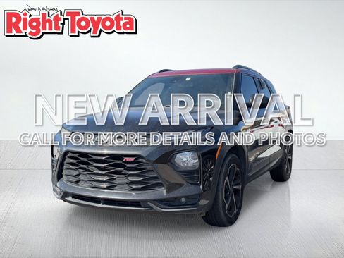 Used 2021 Chevrolet TrailBlazer RS w/ Technology Package image 1