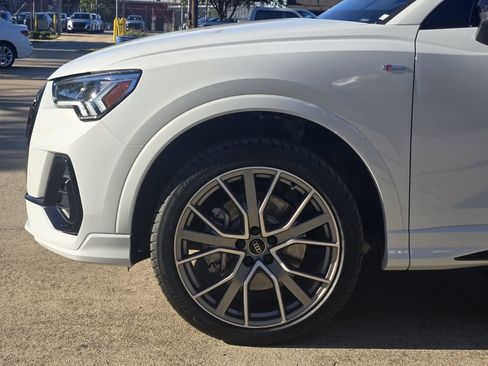 New 2025 Audi Q3 2.0T Premium Plus image 11