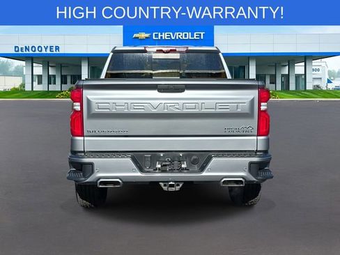 Used 2020 Chevrolet Silverado 1500 High Country w/ Technology Package image 6