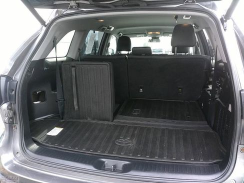 Used 2018 Toyota Highlander Plus image 25