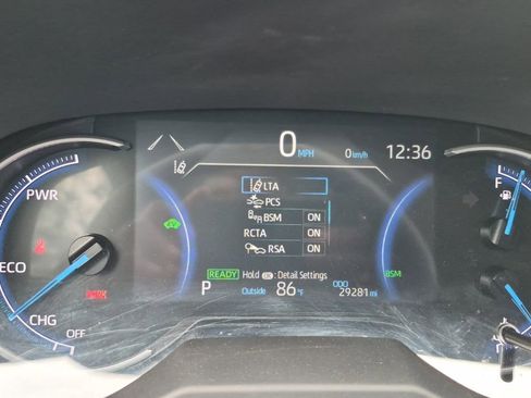 Used 2025 Toyota RAV4 XLE image 5