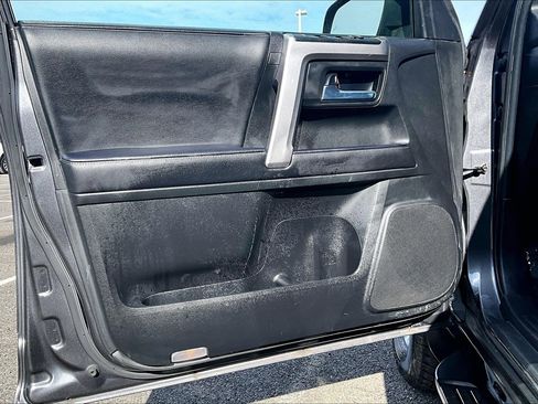 Used 2023 Toyota 4Runner SR5 Premium image 22