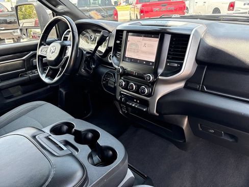 Used 2024 RAM 3500 Big Horn AWD/4WD image 30