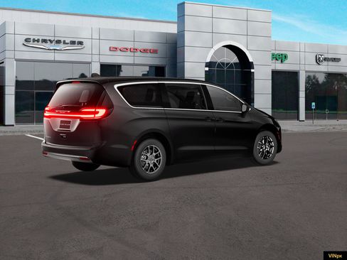 New 2027 Chrysler Pacifica Select FWD image 8