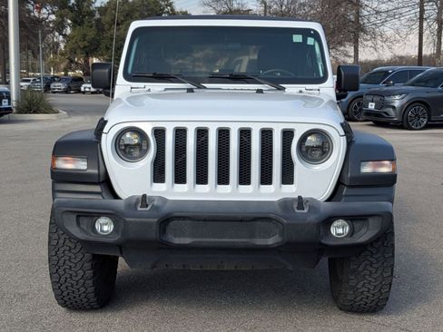 Used 2018 Jeep Wrangler Sport image 8