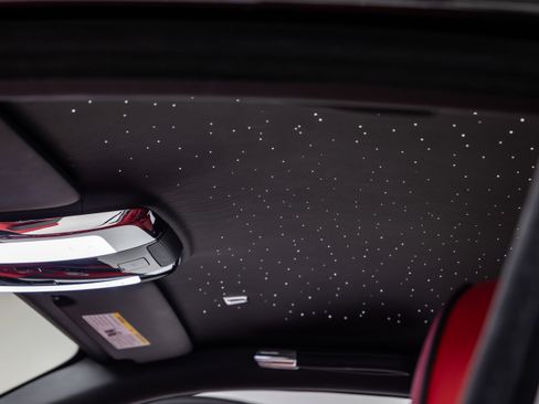 Used 2019 Rolls-Royce Phantom Sedan image 47