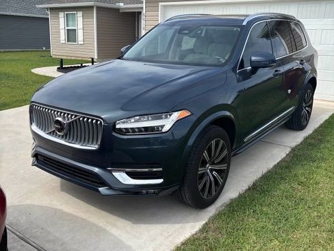 Used 2023 Volvo XC90 B6 Plus w/ Protection Package Premier image 2