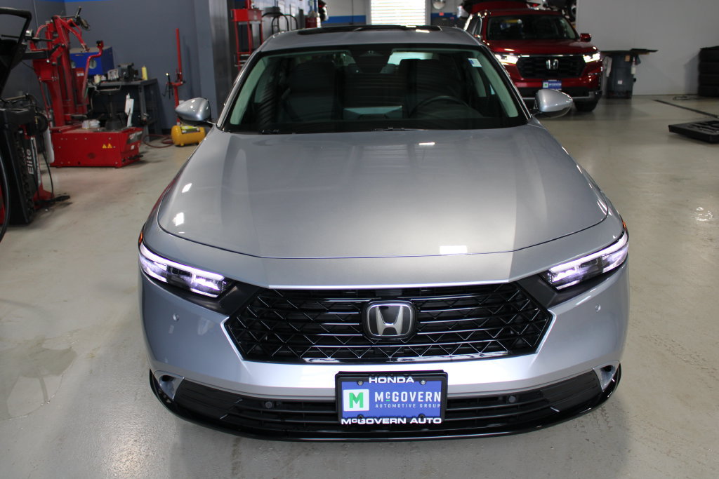 Certified 2025 Honda Accord EX-L image 2